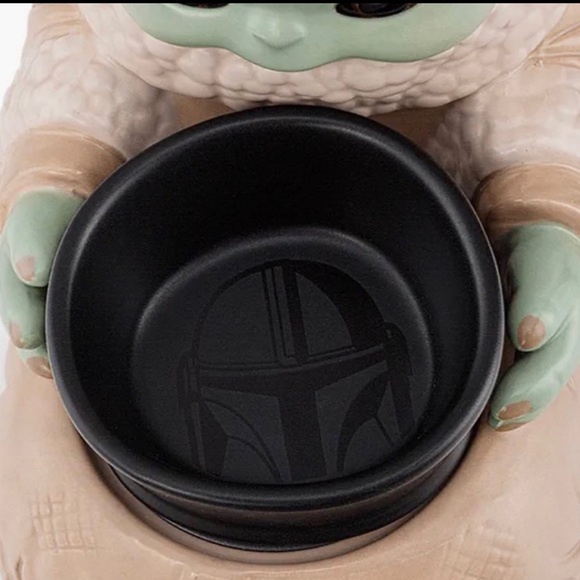 SCENTSY Star Wars Disney Mandalorian Baby Yoda The Child Candle Wax Warmer NEW - Picture 4 of 5